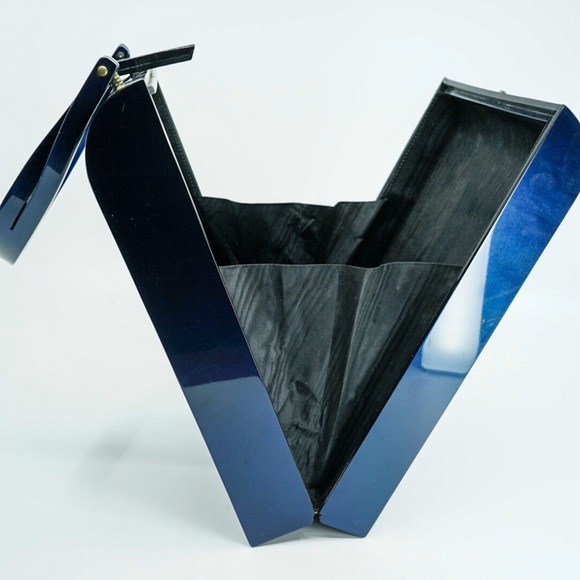 1950s WILARDY Vintage Navy Lucite Bar Clasp Purse - Picture 7 of 16